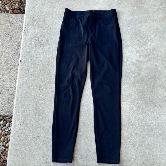 Spanx Pull On Stretch Skinny Jeans Black - Picture 1 of 3